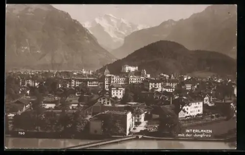 AK Interlaken, Panoramaansicht mit der Jungfrau