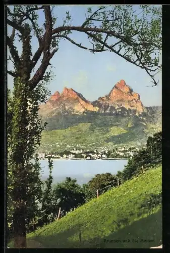 AK Brunnen, Totalansicht des Ortes und die Mythen