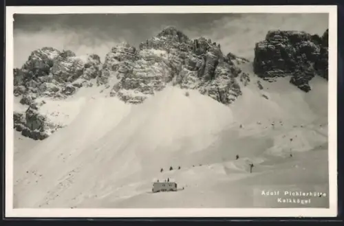 AK Adolf Pichlerhütte /Kalkkögel, Berghütte im Schnee