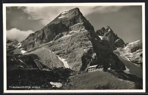 AK Tribulaunhütte, Berghütte mit Gschnitzer