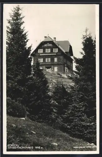 AK Stubenberghaus /Schöckl, Aussenansicht mit anliegendem Wald
