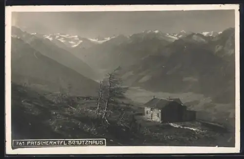 AK Patscherkofel Schutzhaus, Blick zur Berghütte