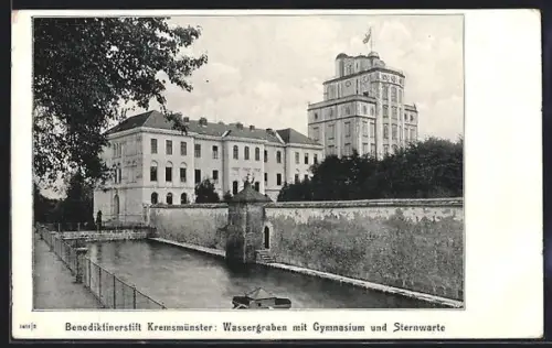 AK Kremsmünster, Benediktinerstift, Wassergraben mit Gymnasium und Sternwarte