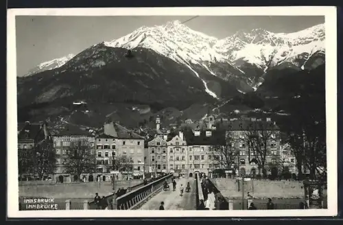 AK Innsbruck, Innbrücke mit Bergpanorama