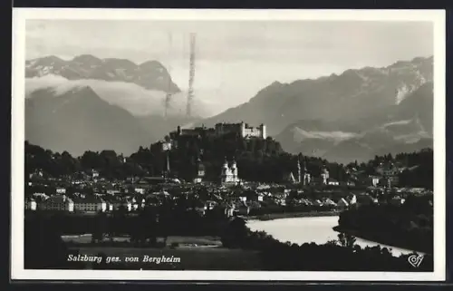 AK Salzburg, Panorama von Bergheim mit Festung Hohensalzburg und Tennengebirge