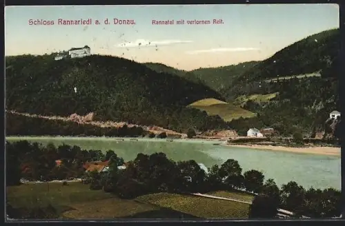 AK Rannariedl a. d. Donau, Ortsansicht mit Blick zum Schloss