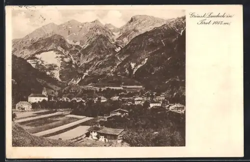 AK Landeck in Tirol, Panorama mit Ort und Bergen