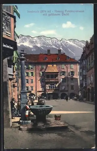 AK Innsbruck, Herzog-Friedrichstrasse mit goldenem Dachl