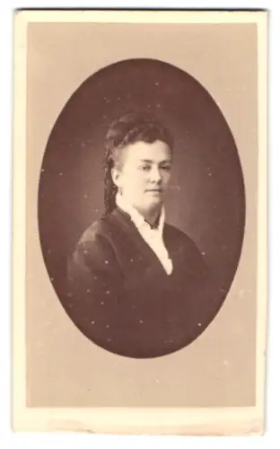 Fotografie A. F. dit Napoleon é Hijo, Ort unbekannt, Porträt einer Frau