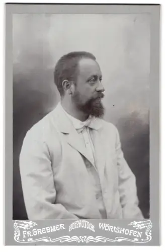 Fotografie Fr. Grebmer, Wörishofen, Portrait eines Mannes im Profil