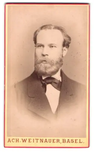 Fotografie Ach. Weitnauer, Basel, Elisabethen-Strasse Nr. 7, Porträt eines Mannes mit Bart