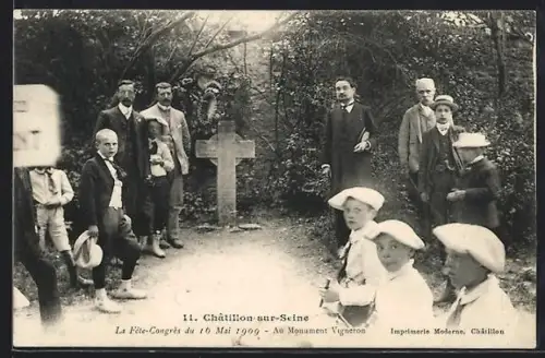 AK Châtillon-sur-Seine, La Fête-Congres du 16 Mai 1909, Au monument Vigneron