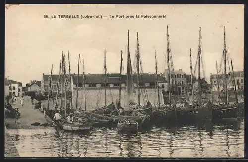 AK La Turballe /Loire-Inf., Le Port près la Poissonnerie