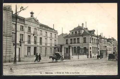 AK Sèvres, L`Hôtel de Ville et la Poste