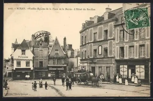 AK Auray, Vieilles Maisons de la Place de la Mairie, L`Hôtel du Pavillon