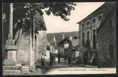 AK Perrigny-sur-Armancon, La Rue principale