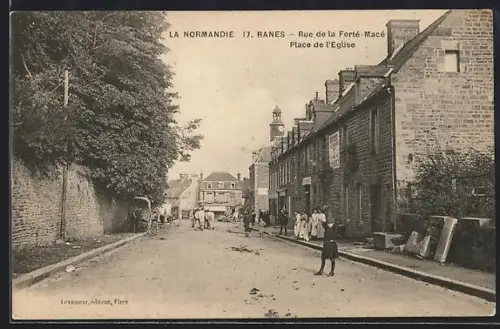 AK Ranes, La Normandie, Rue de la Ferté-Macé, Place de l`Eglise
