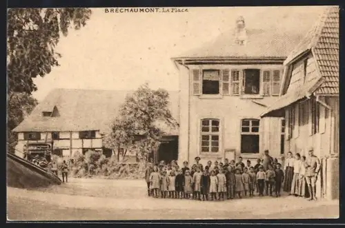 AK Bréchaumont, La Place avec écoliers et bâtiments villageois