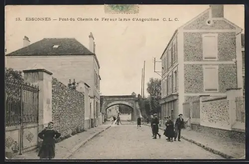 AK Essonnes, Pont du Chemin de Fer sur la rue d`Angoulême