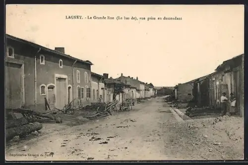 AK Lagney, La Grande Rue (Le bas de), vue prise en descendant