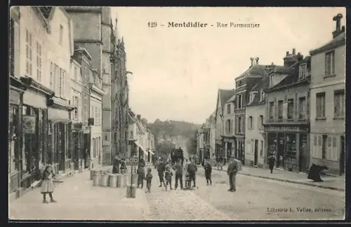 AK Montdidier, Rue Parmentier, Strassenpartie