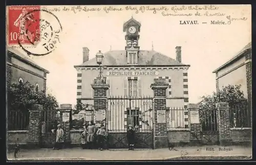 AK Lavau, La Mairie