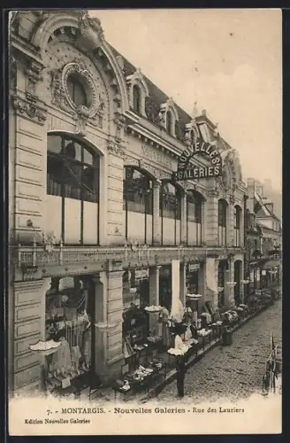 AK Montargis, Nouvelles Galeries, Rue des Lauriers