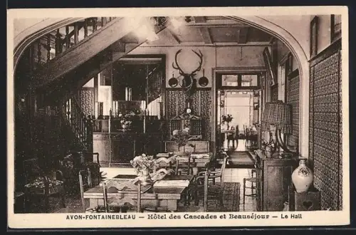 AK Avon-Fontainebleau, Hôtel des Cascades et Beauséjour, le hall, intérieur
