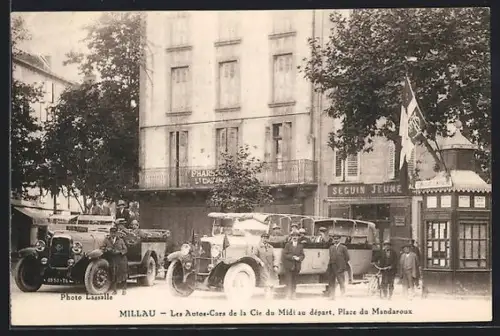 AK Millau, Les Autos-Cars de la Cie du Midi au départ, Place du Mandaroux