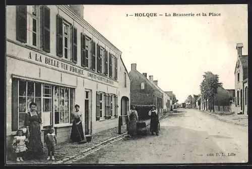 AK Holque, La Brasserie et la Place