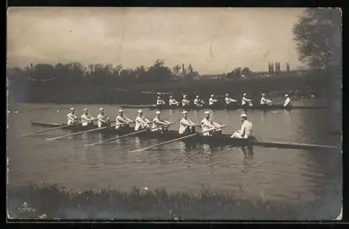 Foto-AK Ruderer auf dem Wasser