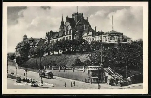 AK Hamburg-St.Pauli, Reichsseefahrtschule mit Strassenpartie