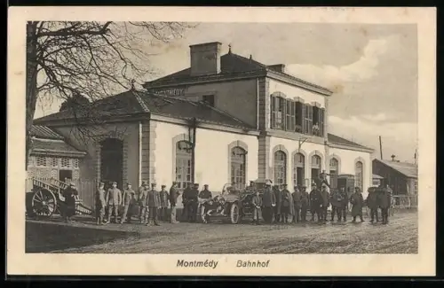 AK Montmédy, Bahnhof mit dt. Soldaten