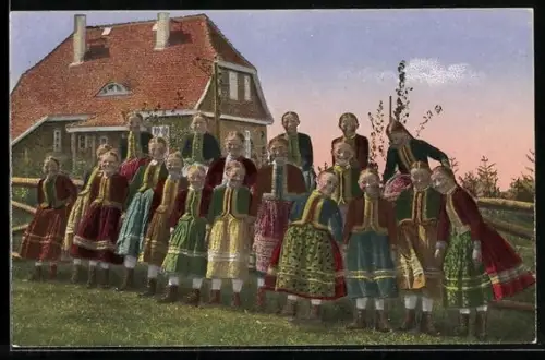 AK Mädchengruppe in hessischer Tracht