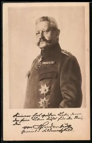 AK Generalfeldmarschall Paul von Hindenburg in Uniform mit Orden