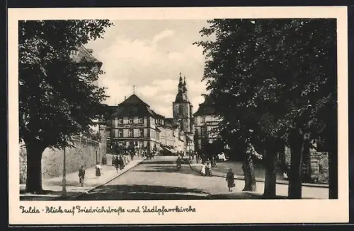 AK Fulda, Blick auf Friedrichstrasse und Stadtpfarrkirche