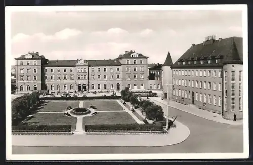 AK Weiden /Opf., Bahnhofsplatz