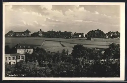 AK Frankenberg i. Sa., Panorama mit Kasernen und Wohngebäuden