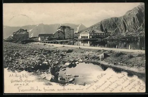 AK Gotthard-Hospiz, Häuserpartie im Gebirge
