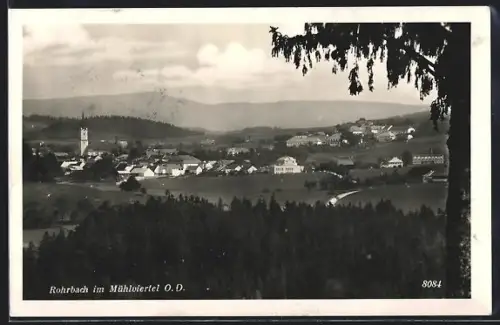 AK Rohrbach im Mühlviertel, Panorama mit Kirche und Ort
