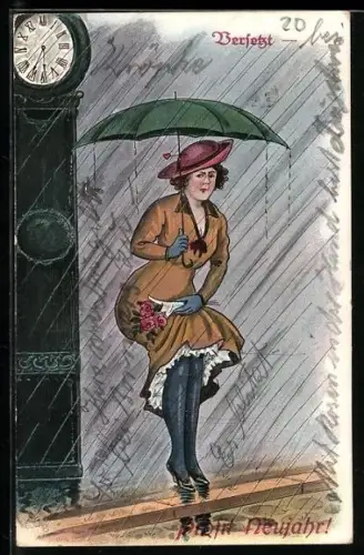 AK Verregnete Grüsse, Dame mit Regenschirm neben einer Uhr