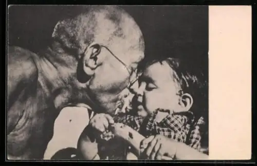 AK Nahaufnahme von Mahatma Gandhi und einem Kleinkind