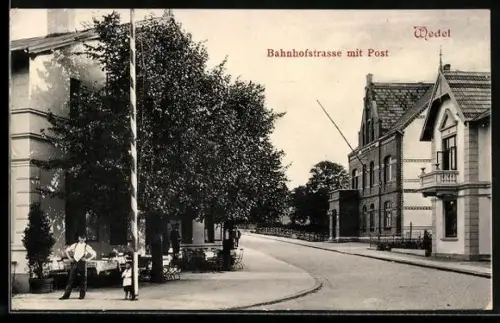 AK Wedel, Partie in der Bahnhofstrasse mit Post