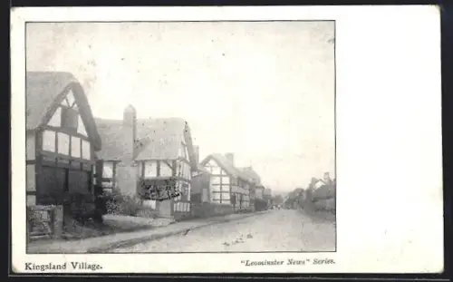 AK Kingsland Village, Street view with houses