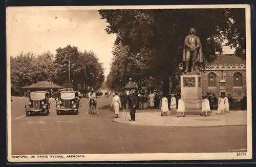 AK Bedford, De Parys Avenue, Approach