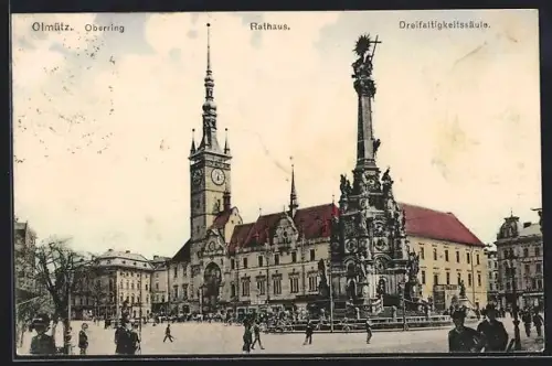 AK Olmütz, Oberring mit Rathaus und Dreifaltigkeitssäule