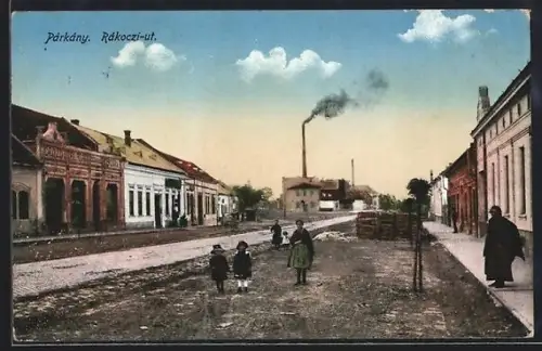 AK Párkány, Rákoczi-ut, Strassenpartie im Zentrum