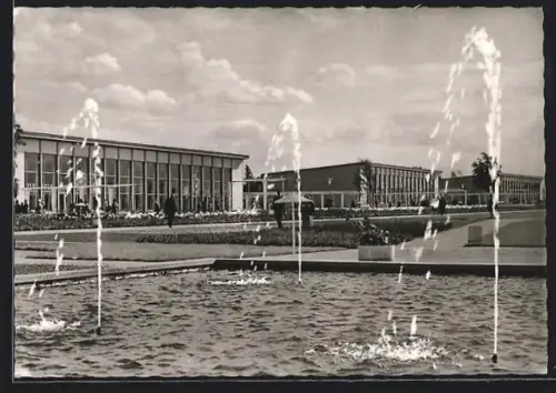 AK Erfurt, Ausstellungsgelände der iga mit Wasserbecken