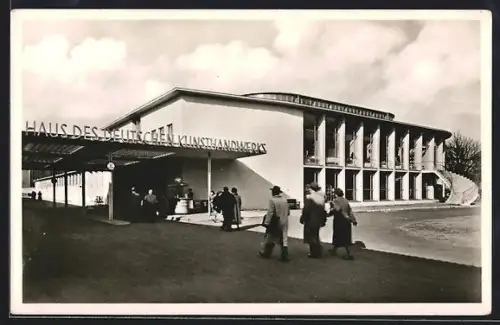 AK Frankfurt a. M., Messehaus des Deutschen Kunsthandwerks