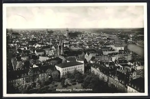 AK Magdeburg, Totalansicht vom Flugzeug aus